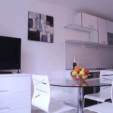 Mladena 斯普利特