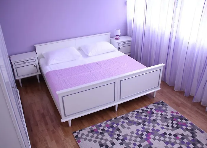 Apartment Mladena *
